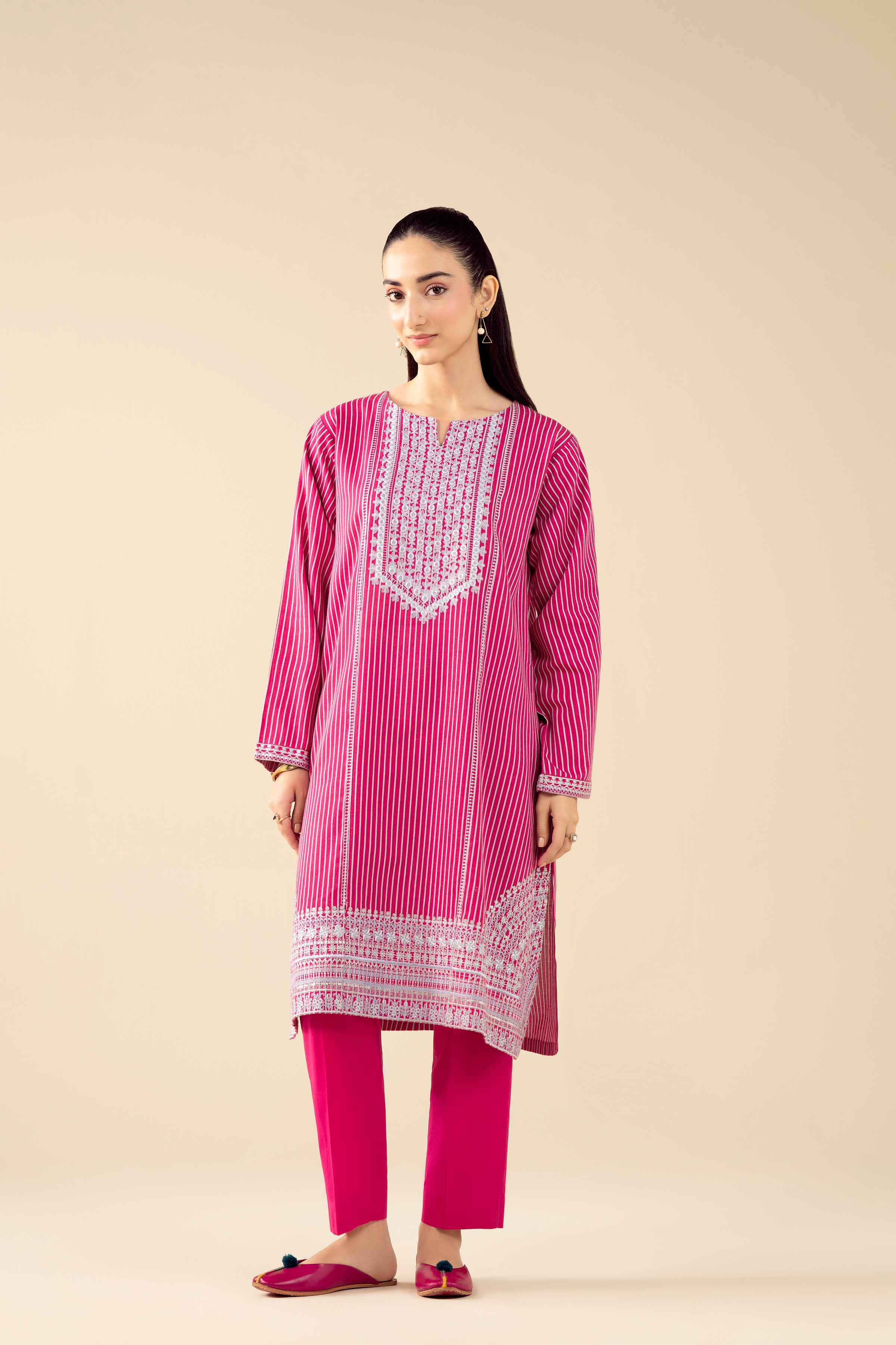 2 Piece - Printed Embroidered Suit - PW25-86 READY TO WEAR Pink Karandi 2PC Embroidered